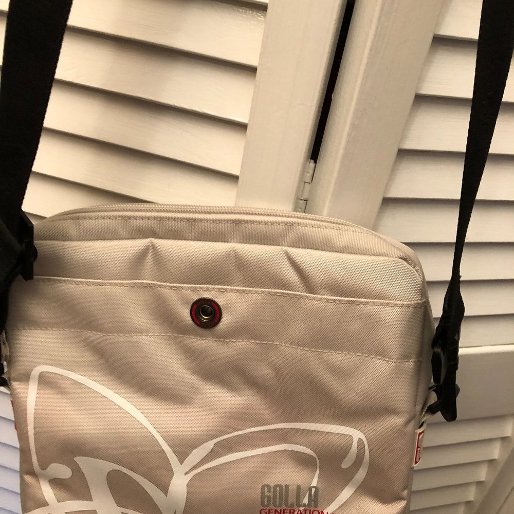 Golla laptop cross body bag, beige exeriaor and bl - Picture 3 of 11